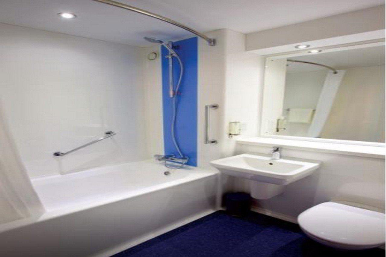 Travelodge Widnes Luaran gambar